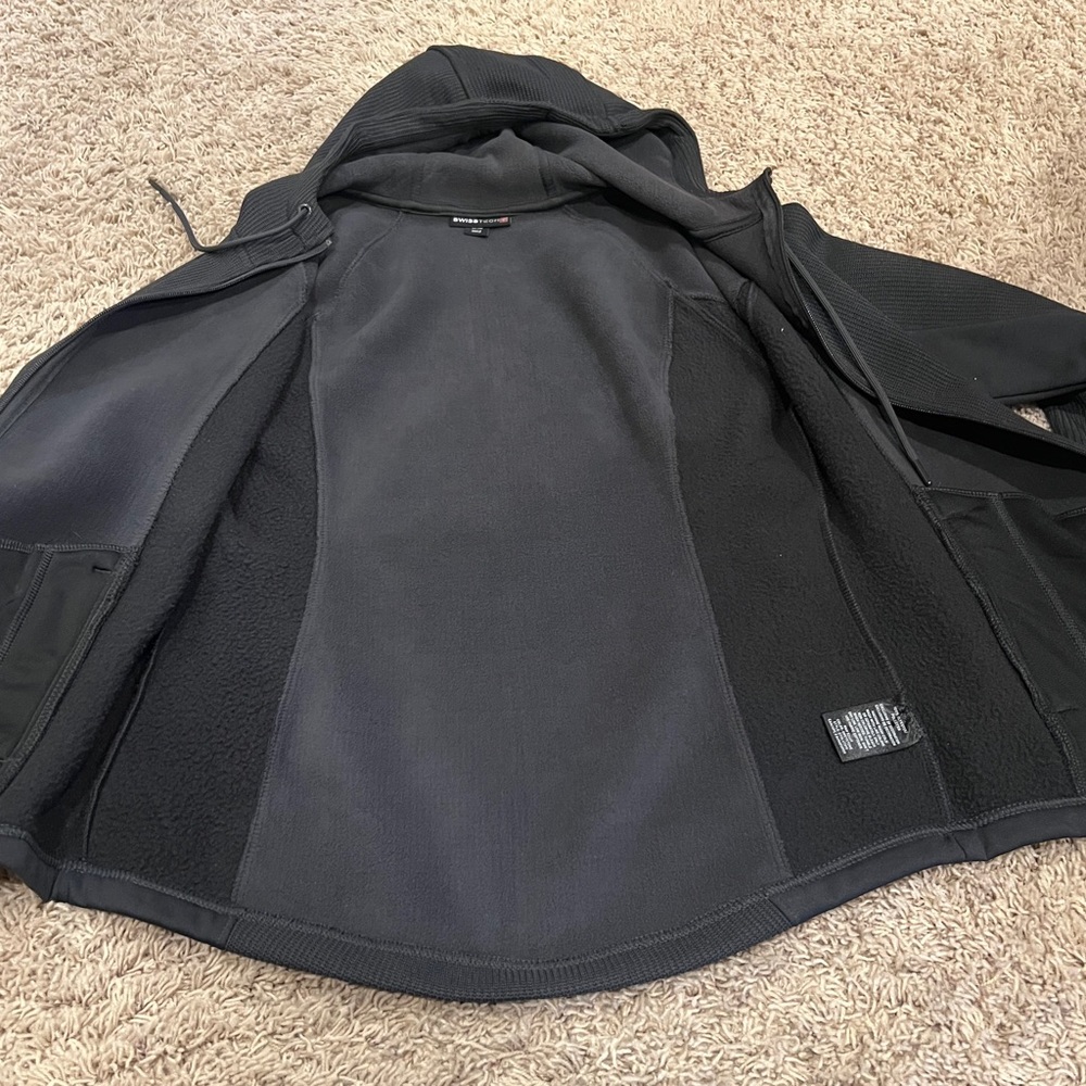 Swiss Tech Jacket - Picture 3 of 6